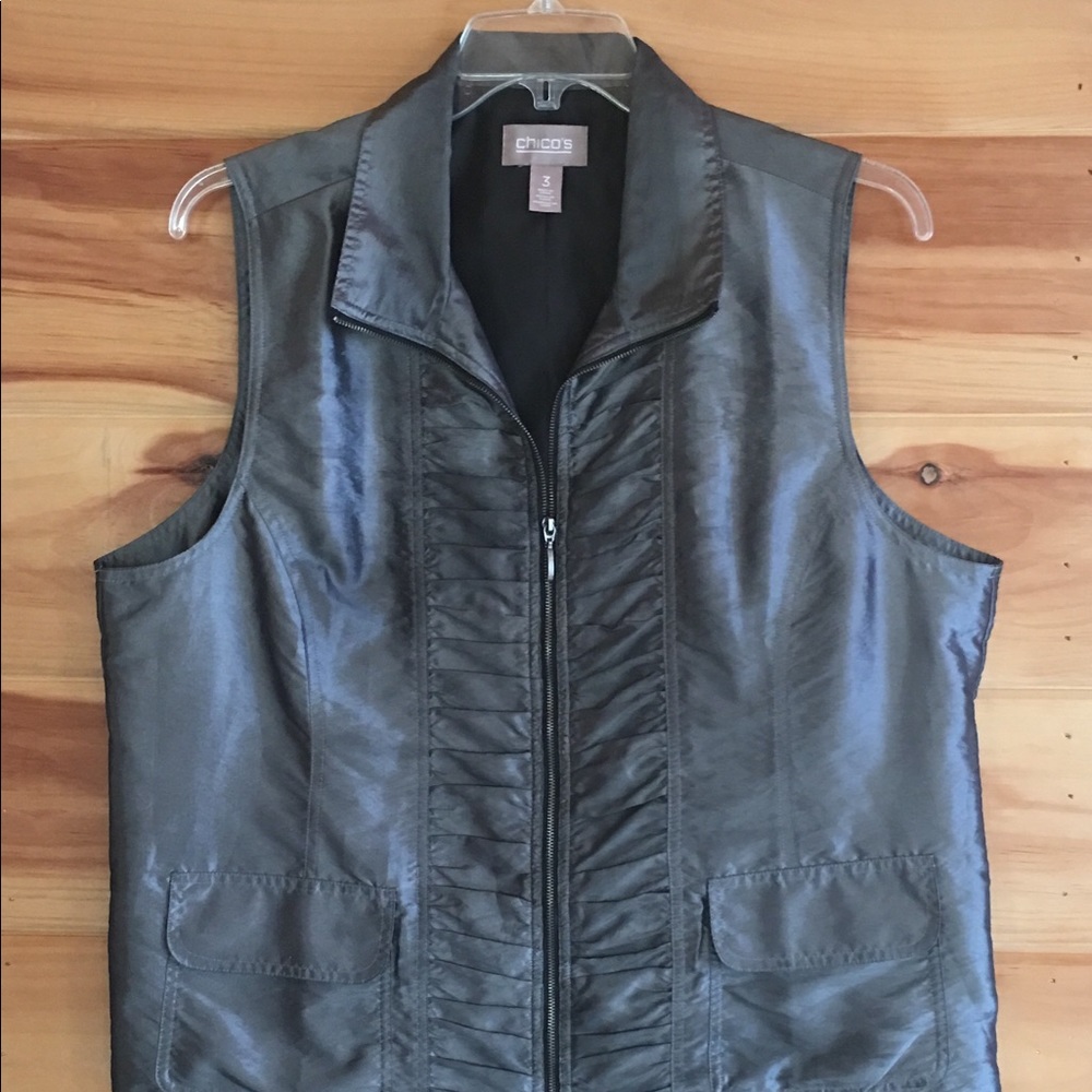 Chico Vest
